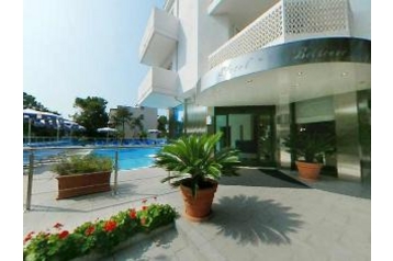 Италия Hotel Lignano Pineta, Екстериор